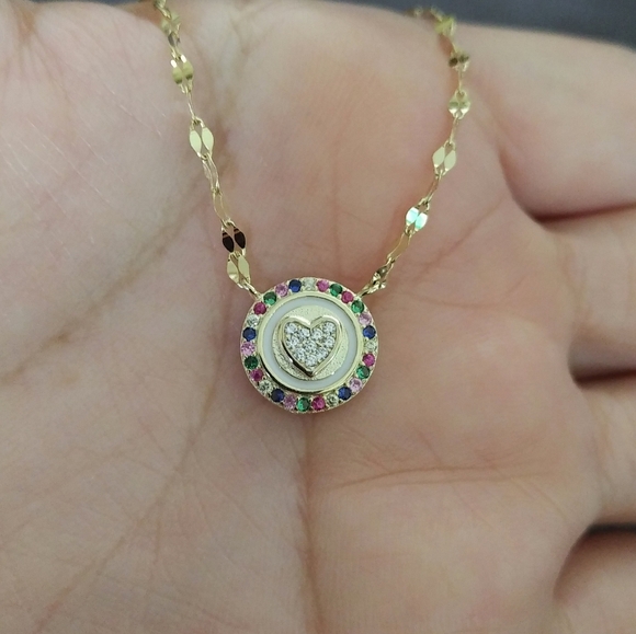 Mia Sarine Stationary Heart❤️ Pendant Necklace - Picture 4 of 14